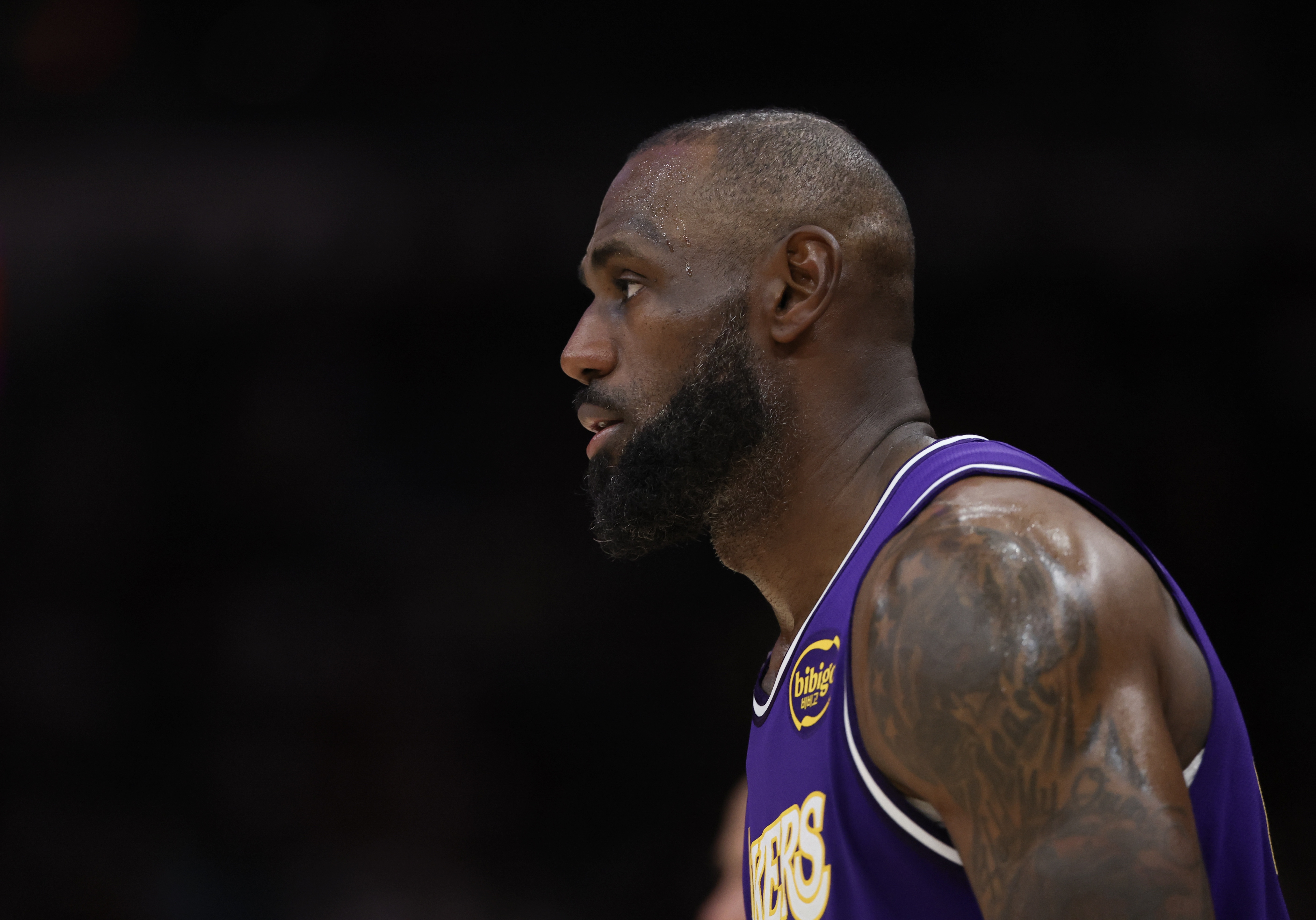 世界杯比赛在线观看入口-15季后赛欧文&amp;乐福受伤&amp;21浓眉受伤！詹媒：为何是詹姆斯来承受？